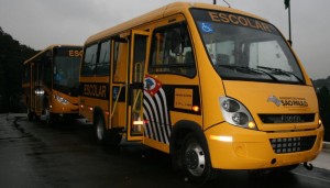 Rita Passos solicitou ônibus escolar para Angatuba