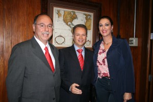 Rita Passos, desembargador Dr. Eduardo Cortez de Freitas Gouvea, e juiz Iasin Issa